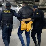 Cristian Haroldo Heineman Aguirre, de 33 años, enfrentará la justicia por el delito de homicidio, por la muerte de dos hombres y una mujer en la zona 16 de la capital. El hecho se registró en la madrugada de este 3 de marzo. Foto: PNC / La Hora