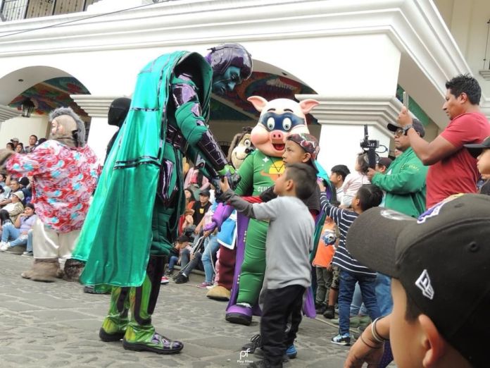 Los convites anuncian las festividades del lugar. (Foto La Hora: Cortesía Club Saturno de Sumpango)