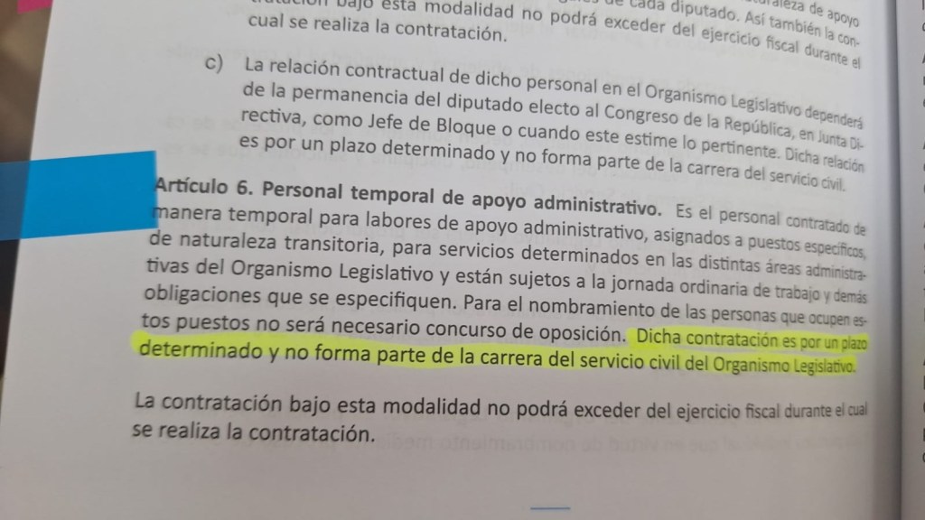 El artículo 6 habla sobre el personal temporal de apoyo administrativo y hace énfasis en el aspecto de la contratación y de que no forma parte de la carrera del servicio civil. Foto: La Hora