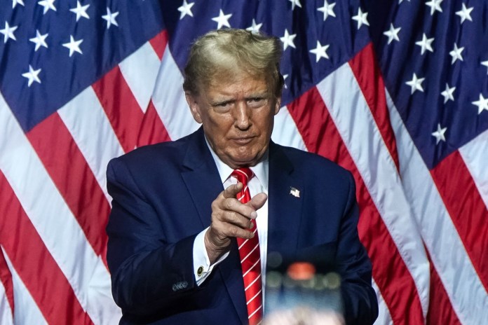 Donald Trump, de 71 años, tratará de convertirse en el primer presidente, en los tiempos modernos, de perder una elección y luego resultar electo. Foto: AFP.