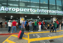 Exterior del Aeropuerto Internacional La Aurora, el más importante del país. Foto: La Hora / José Orozco.