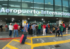 Exterior del Aeropuerto Internacional La Aurora, el más importante del país. Foto: La Hora / José Orozco.