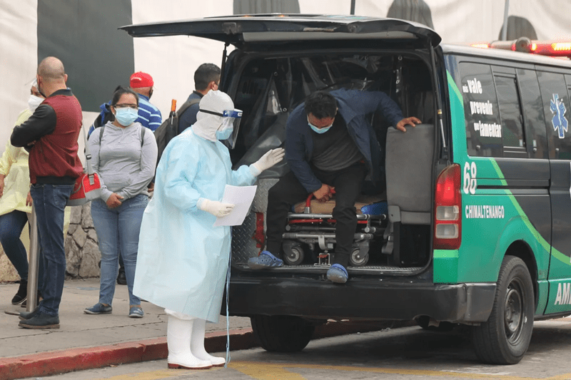 Millones de guatemaltecos padecieron los efectos del covid-19, aunque los registros oficiales contabilizan apenas poco más de 1 millón. Foto: José Orozco/La Hora