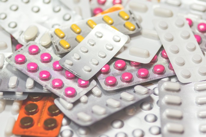 Salud hará una revisión de los procesos para autorizar el registro sanitario de medicamentos. (Foto: Pexels en Pixabay)
