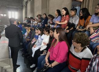 Recorrido guiado: ciudadanos visitan el Palacio Legislativo por su 90 aniversario Por el 90 aniversario del Palacio Legislativo, decenas de ciudadanos participaron en visitas guiadas. Foto: José Orozco