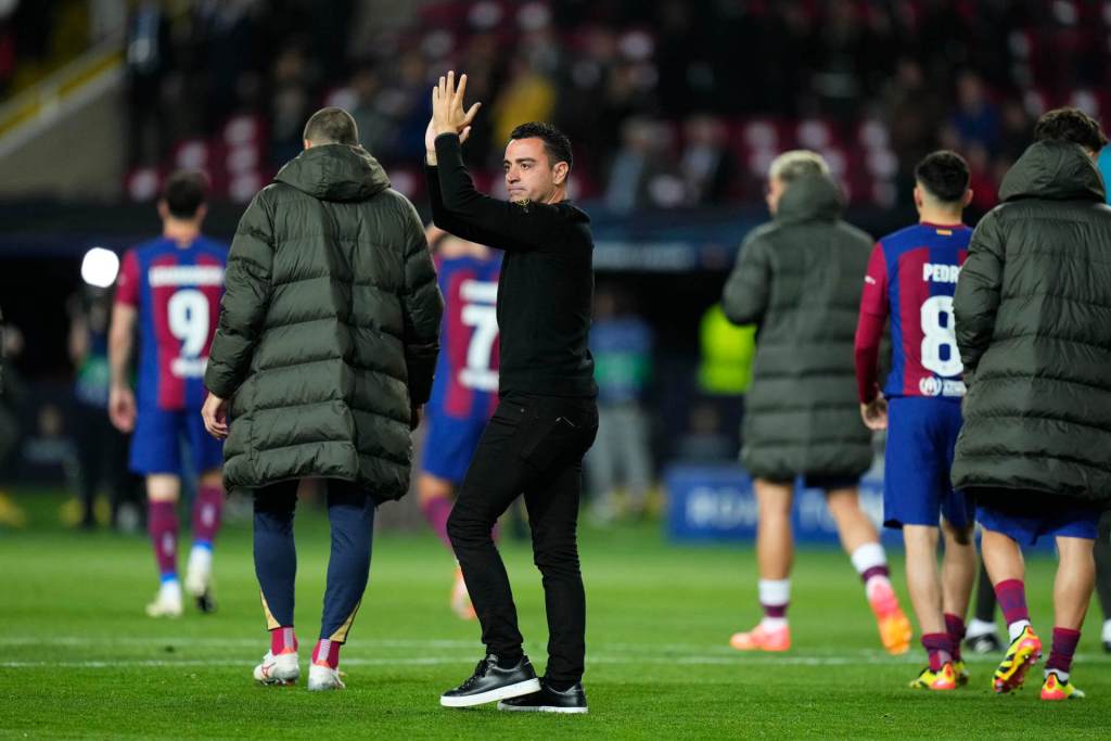 El técnico del FC Barcelona, Xavi Hernández, a la finalización del encuentro. Foto: EFE/Siu Wu.