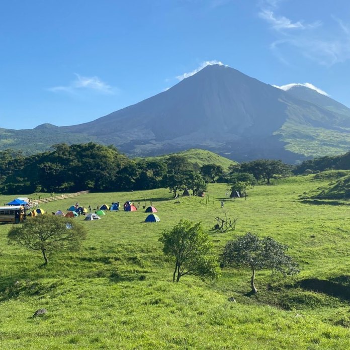 Finca La Escondida es uno de los lugares más accesibles para acampar en Guatemala. (Foto La Hora: Facebook de Finca La Escondida)