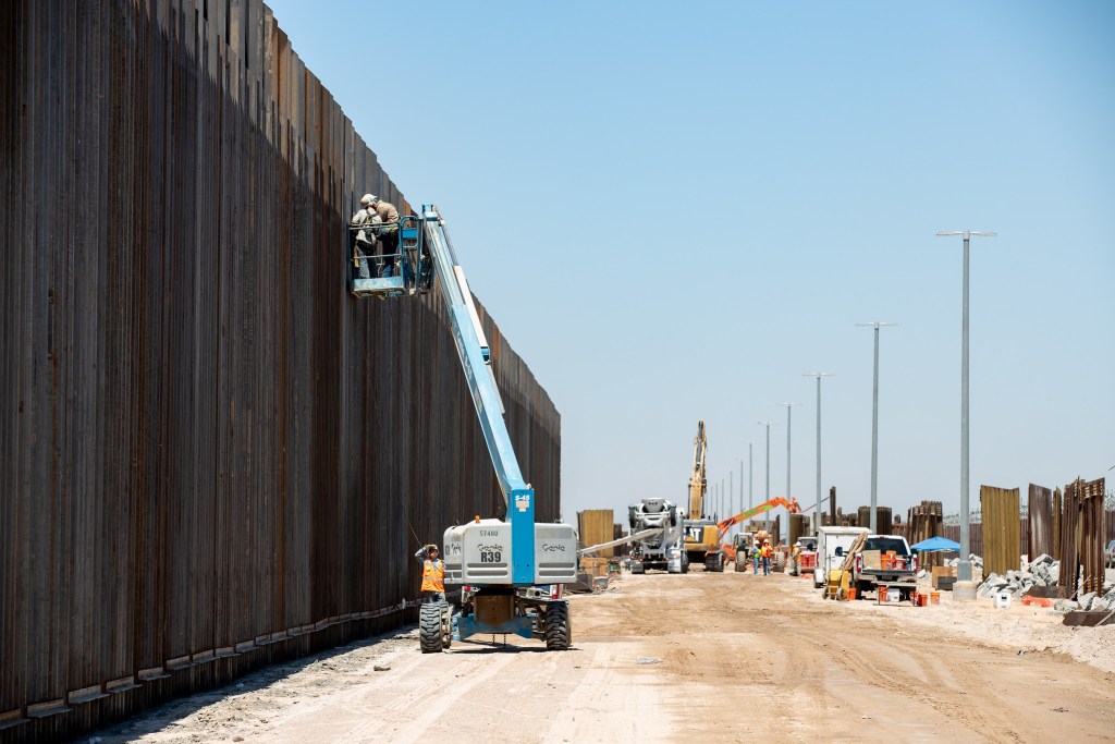 La valla fronteriza tiene varios metros de altura. Imagen ilustrativa.