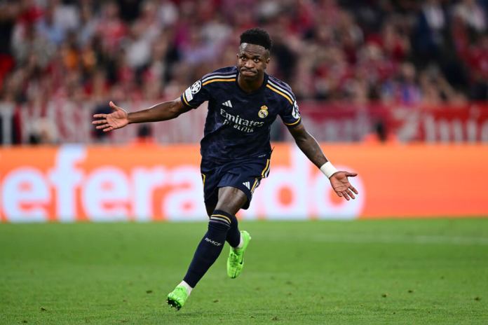 Vinícius Junior celebra tras marcar el segundo gol del Real Madrid ante el Bayern Múnich.(AP Foto/Christian Bruna)