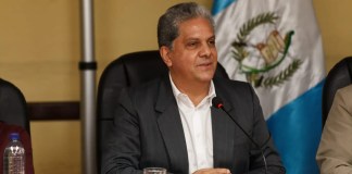 Ministro de Salud, Oscar Cordón. Foto: Ministerio de Salud