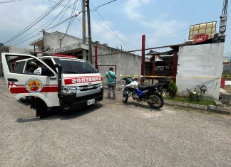 Se reportan varios fallecidos por hechos de violencia durante el fin de semana. (Foto: Bomberos Voluntarios)