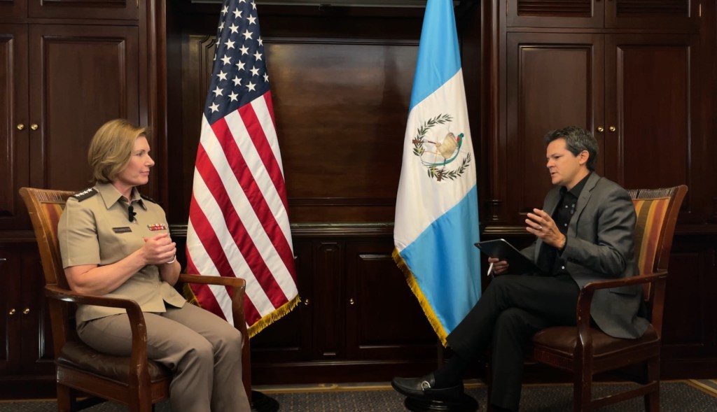 En la entrevista la general del Ejército de EE.UU., Laura Richardson habló de los puntos que abordo en el país por su visita.