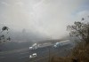 Las columnas de humo se ven desde distintos puntos de la carretera. Foto: La Hora / José Orozco.