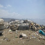 Más de mil toneladas diarias de basura recibe el vertedero de AMSA, en el kilómetro 22 de la ruta al Pacífico. Foto: La Hora / José Orozco.