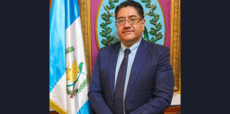 "El presidente Bernardo Arévalo ha destituido al Gobernador de Quiché porque ha dejado de ser depositario de la confianza pública."