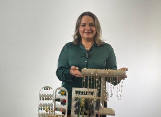 Mary Castillo inició su negocio con Q100. Foto: La Hora / Jesús Ríos