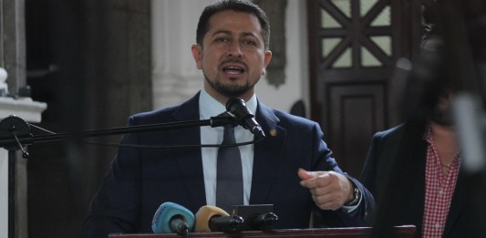 El presidente del Congreso, Nery Ramos, resalta que la mesa técnica para discutir la iniciativa de ley de Competencia cumplió sus objetivos. Foto: José Orozco/La Hora
