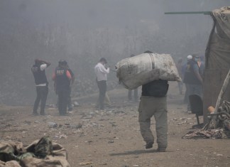 El humo generado por el incendio puede afectar su salud y médicos explican que pueden existir diversos tipos de afecciones. Foto: José Orozco/La Hora