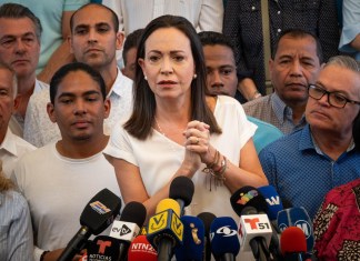 María Machado en conferencia de prensa. Foto: AFP