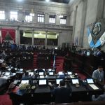 Los diputados tienen contemplado avanzar con la discusión de una ley para crear un impuesto para productores y comercializadores en supermercados y mercados. Foto: Fabricio Alonzo