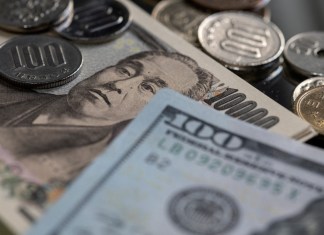Proyecciones del Banguat estiman que para el 2024 el ingreso de divisas por concepto de remesas familiares podría alcanzar la cifra de US$21,685.4 Foto: La Hora/ Richard A. Brooks / AFP)