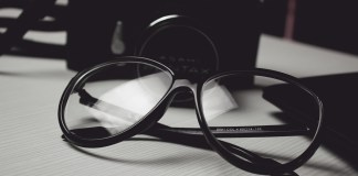 Las gafas tienen que ser lavadas por lo menos una vez al día. (Foto La Hora: Studio_Iris en Pixabay)