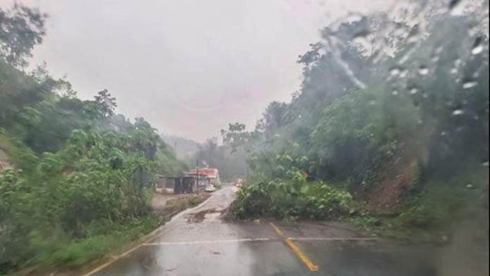 Las autoridades piden a la población que tengan precaución para las lluvias en el país. 