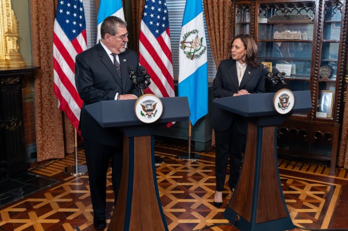 Durante las reuniones entre el presidente Bernardo Arévalo y la vicepresidenta Kamala Harris, se anunciaron distintos programas de asistencia, principalmente en la inversión y la creación de empleos para detener la migración.