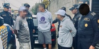 Dos presuntos responsables pandilleros son recapturados y las autoridades aprehenden a otro. Foto: PNC / La Hora