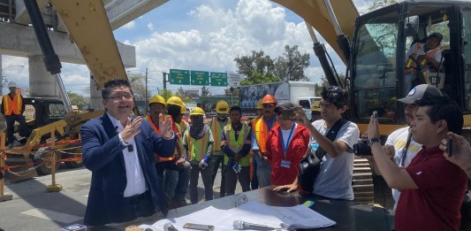 El vocero de CEBCO, Carlos Sandoval, dijo que reanudarán los trabajos de construcción. Foto: La Hora, José Orozco.