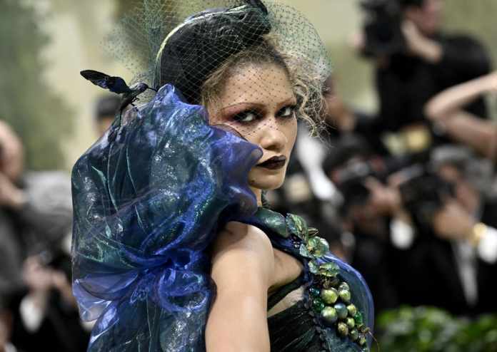 Zendaya llega a la gala benéfica del Instituto del Vestido del Museo Metropolitano de Arte para celebrar la inauguración de la exposición 