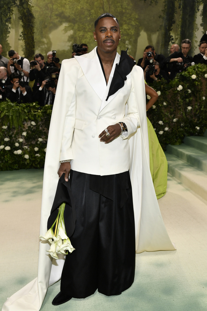 Colman Domingo llega a la gala benéfica del Instituto del Vestido del Museo Metropolitano de Arte para celebrar la inauguración de la exposición "Sleeping Beauties: Reawakening Fashion" el lunes 6 de mayo de 2024, en Nueva York. Foto: Evan Agostini/Invision/AP