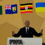 El presidente de la FIFA Gianni Infantino habla durante el congreso de la FIFA en Bangkok, Tailandia el viernes 17 de mayo del 2024. (AP Foto/Sakchai Lalit)