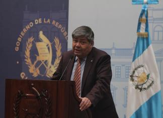 Francisco Jiménez, ministro de Gobernación.