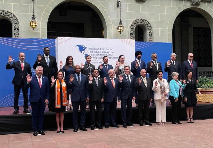 Foto oficial de la Reunión Ministerial de la Declaración de Los Ángeles sobre Migración y Protección que se realiza en Guatemala. 