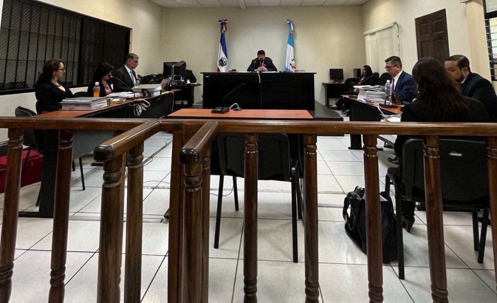 El abogado de la Fundación contra el Terrorismo se excuso de asistir a la audiencia en Quetzaltenango, debido a otra diligencia en la capital. Foto: Cortesía/La Hora