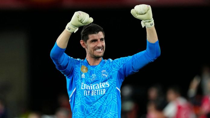 Courtois está listo para jugar su primer partido de la temporada en contra de Cádiz el sábado, luego de una larga ausencia por lesiones, dijo elentrenador Carlo Ancelotti el viernes 3 de mayo de 2024. (AP Foto/Jose Breton, Archivo)