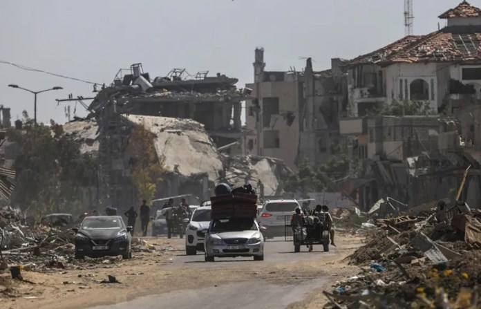 Edificios destruidos en Rafah, en el sur de la Franja de Gaza, tras los bombardeos de Israel. EFE/EPA/Mohammed Saber