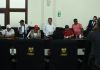 Joviel Acevedo, representante sindical y otros representantes llegan al Congreso de la República para exponer sus demandas. Foto: Fabricio Alonzo/La Hora