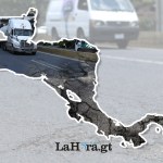 La millonaria inversión hecha en las principales carreteras del país durante el gobierno de Alejandro Giammattei ha tenido poco impacto, pues ya presenta daños. Foto: Fabricio Alonzo./Banco de imágenes Canva.