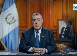 El presidente Bernardo Arévalo se dirigió a la población en cadena nacional. Foto: captura de pantalla transmisión Gobierno de Guatemala