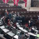 La mayoría de diputados no permanecieron en la Plenaria de este martes, donde se esperaba conocer la iniciativa de ley que envió el presidente, Bernardo Arévalo, para modificar la normativa del Ministerio Público. Foto: Fabricio Alonzo