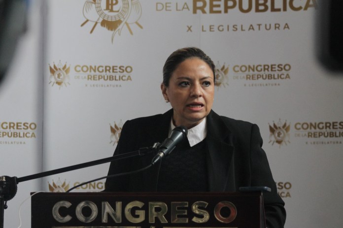 Foto JosÃ© Orozco La diputada de VALOR y exministra de Relaciones Exteriores Sandra Jovel en una actividad reciente en el Congreso de la RepÃºblica.