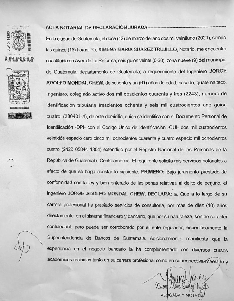Acta notarial de Jorge Adolfo Mondal Chew con la que logró ocupar el cargo de presidente del Bantrab. Foto: La Hora / Acceso a la Información Pública.