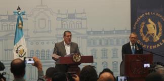 El presidente Bernardo Arévalo presentó a Félix Alvarado como nuevo titular del CIV. Foto: José Orozco, La Hora.