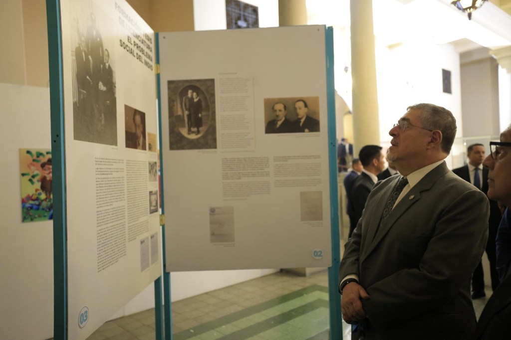 El Presidente Bernardo Arévalo destacó la vida de Miguel Ángel Asturias. Foto: Gobierno de Guatemala