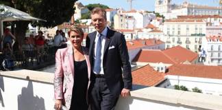 El gran duque Enrique de Luxemburgo y su mujer, María Teresa, en una foto de archivo en Lisboa (11/05/2022). EFE/EPA/ANTONIO PEDRO SANTOS