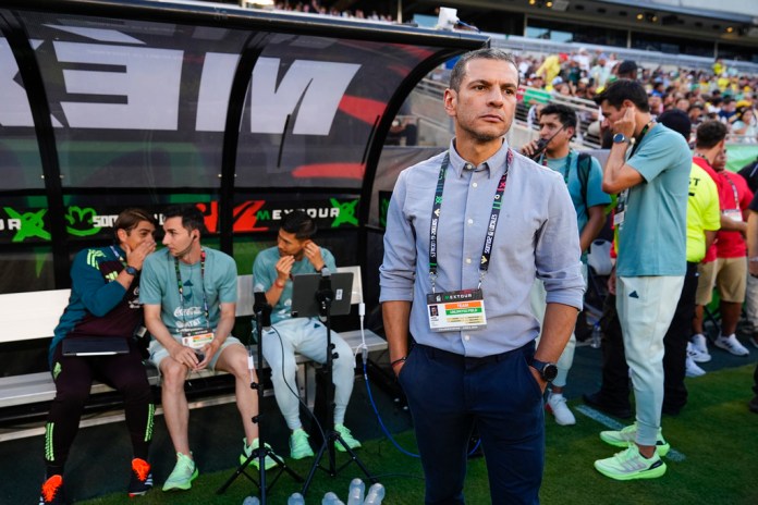 El técnico de México Jaime Lozano previo al partido amistoso contra Brasil, el sábado 8 de junio de 2024, en College Station, Texas. (AP Foto/Julio Cortez)