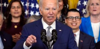 El presidente de EEUU Joe Biden habla durante una ceremonia por el 12do aniversario del programa DACA, en la Casa Blanca, en Washington, el martes 18 de junio de 2024. (AP Foto/Evan Vucci)