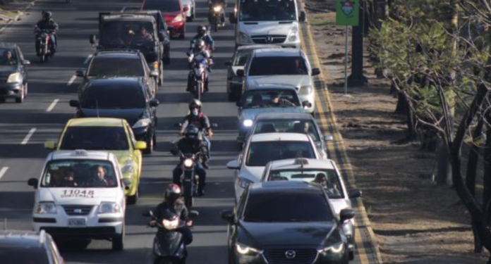 A causa del incidente, la ruta se encuentra congestionada.